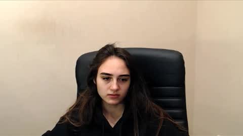 Gemma online show from December 5, 2024, 6:43 am