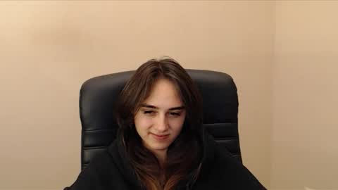 Gemma online show from December 7, 2024, 10:56 am