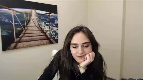 Gemma online show from December 8, 2024, 4:39 pm