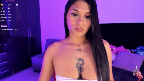          online show from November 12, 2025, 9:25 pm