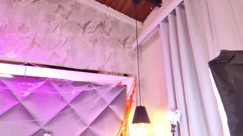 Maria  online show from October 22, 2025, 3:07 am