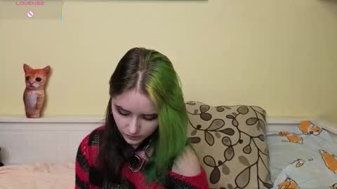 Ilona online show from September 28, 2025, 6:46 pm