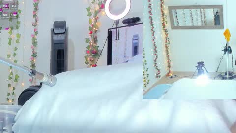 Genesis online show from October 28, 2025, 9:24 am