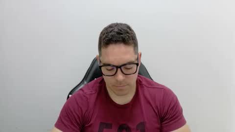 genesis_wb online show from April 5, 2026, 9:01 pm