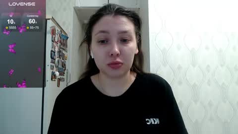 genev__ievee online show from May 31, 2026, 4:36 pm