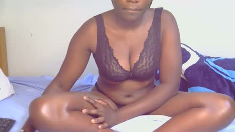 Snapshot of geni_smart chatting on October 31, 2025, 6:47 am Luciana online show from October 31, 2025, 6:47 am