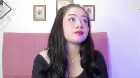 Sofia online show from November 2, 2025, 9:39 pm