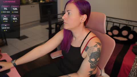 Genny Rock   and  online show from February 1, 2025, 10:02 pm