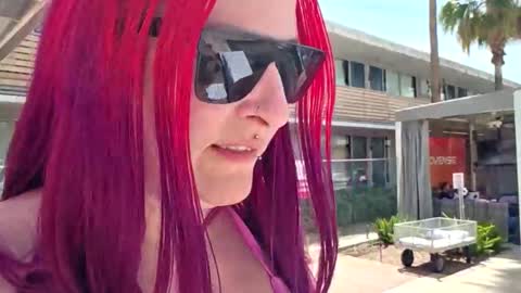 Snapshot of gennyrock chatting on April 22, 2026, 8:54 pm Genny Rock and online show from April 22, 2026, 8:54 pm
