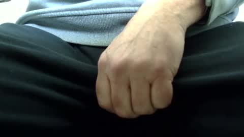 Snapshot of gent063 chatting on January 20, 2025, 4:01 pm gent063 online show from January 20, 2025, 4:01 pm