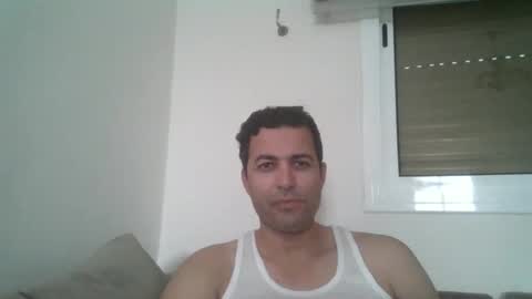 genteldevil online show from February 17, 2025, 9:35 am