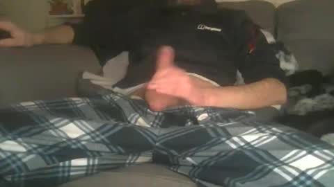 Geon online show from November 12, 2025, 4:51 pm