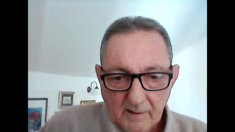 Snapshot of georg1412 chatting on March 27, 2026, 9:32 am georg1412 online show from March 27, 2026, 9:32 am