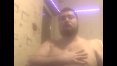 Snapshot of george84xxx chatting on January 17, 2025, 6:44 pm GeOOXXX online show from January 17, 2025, 6:44 pm