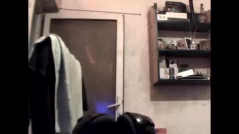 Snapshot of george84xxx chatting on November 7, 2025, 8:53 pm GeOOXXX online show from November 7, 2025, 8:53 pm