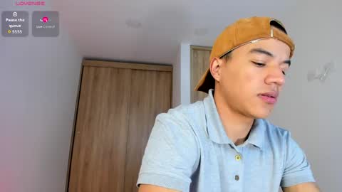 Snapshot of george_cams1 chatting on May 27, 2026, 3:03 am Jorge online show from May 27, 2026, 3:03 am