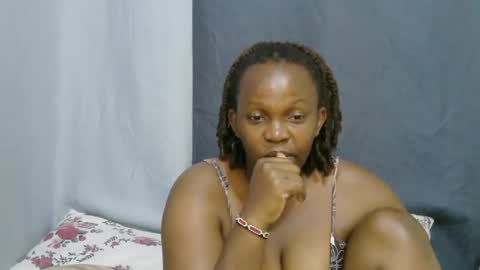 Snapshot of georgeous_kimberly chatting on April 20, 2026, 7:33 am georgeous_kimberly online show from April 20, 2026, 7:33 am