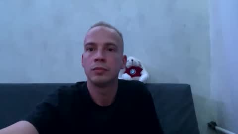 GeorgeShine online show from November 9, 2025, 9:13 pm