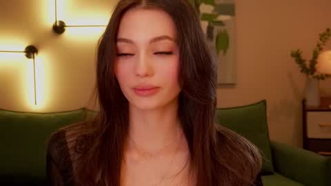 georgiamorandi online show from December 3, 2024, 1:43 pm