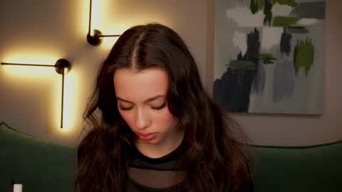 georgiamorandi online show from December 13, 2024, 11:23 am