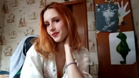 Snapshot of georgianahaeussler chatting on May 23, 2026, 3:05 pm Ellie online show from May 23, 2026, 3:05 pm
