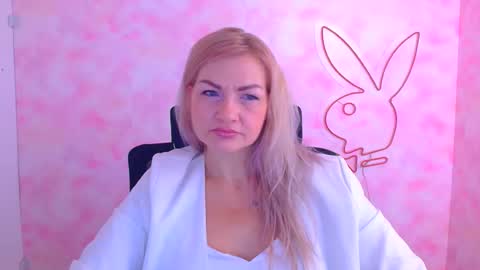 Snapshot of georgianight chatting on December 20, 2025, 12:12 pm Georgia online show from December 20, 2025, 12:12 pm