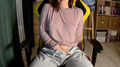 Snapshot of georgiapeachgirl chatting on November 25, 2025, 2:17 pm Melissa online show from November 25, 2025, 2:17 pm