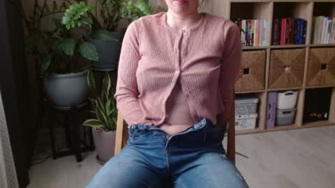 Snapshot of georgiapeachgirl chatting on February 10, 2026, 2:10 pm Melissa online show from February 10, 2026, 2:10 pm