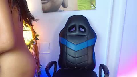 Snapshot of georgina_lulu chatting on December 24, 2024, 1:38 am georgina_lulu online show from December 24, 2024, 1:38 am