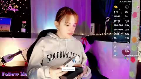 Snapshot of georgina_moschino chatting on July 15, 2026, 5:12 am georgina_moschino online show from July 15, 2026, 5:12 am