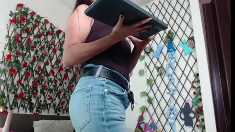 Snapshot of georginabianco chatting on April 6, 2026, 12:06 pm Georgi online show from April 6, 2026, 12:06 pm