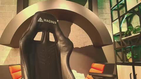 Georgina  online show from October 23, 2025, 11:09 am