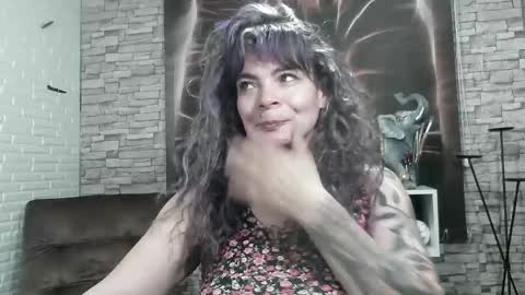 Georgina  online show from December 27, 2024, 4:47 am