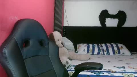 Georgina  online show from March 17, 2026, 1:21 am