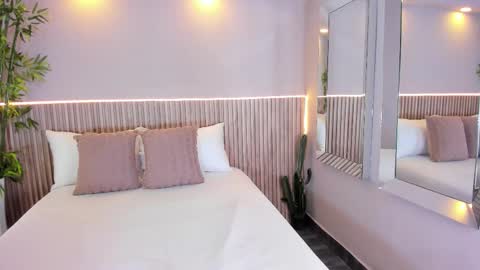 GeorginaReyes  online show from January 14, 2026, 10:47 pm