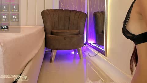    online show from December 22, 2024, 1:22 pm