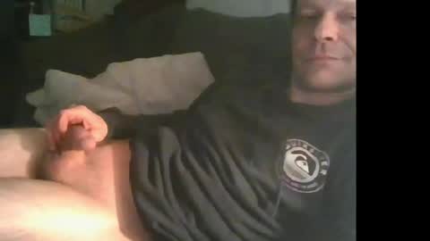 German33FFM1 online show from April 16, 2026, 3:40 am