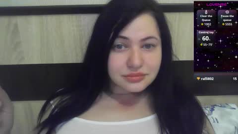 Eva online show from September 12, 2025, 8:20 pm