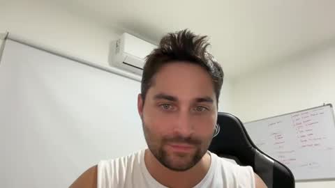 german_pecol online show from March 3, 2025, 11:14 pm