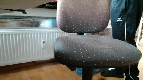 germanandy71 online show from December 3, 2025, 8:56 am