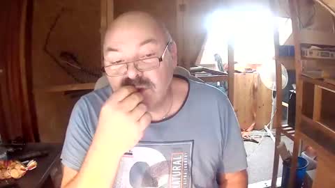 Snapshot of germany_50 chatting on December 31, 2024, 8:04 am germany_50 online show from December 31, 2024, 8:04 am
