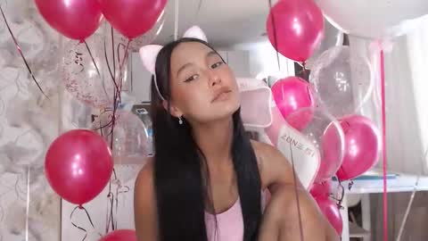 Snapshot of germiona_shine chatting on February 2, 2026, 4:22 am Germiona online show from February 2, 2026, 4:22 am