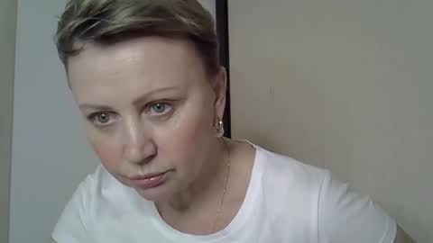 Snapshot of gessy_angel chatting on April 4, 2026, 7:11 pm gessy_angel online show from April 4, 2026, 7:11 pm