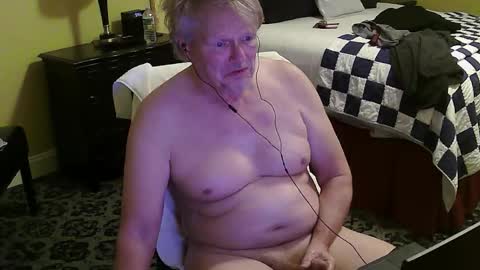 Snapshot of gethyn chatting on February 28, 2025, 10:39 pm Gethyn online show from February 28, 2025, 10:39 pm