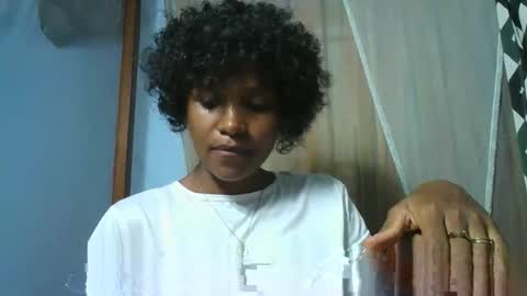 gggloria online show from November 12, 2025, 8:08 pm