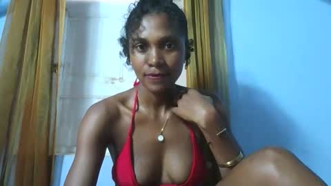 gggloria online show from November 25, 2025, 8:03 am