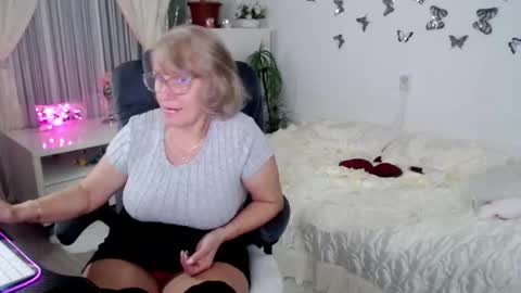 Ghertrudequeen online show from October 21, 2025, 2:45 am