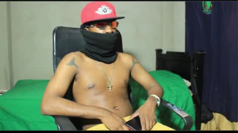 ghettolife2020 online show from February 3, 2025, 2:47 am
