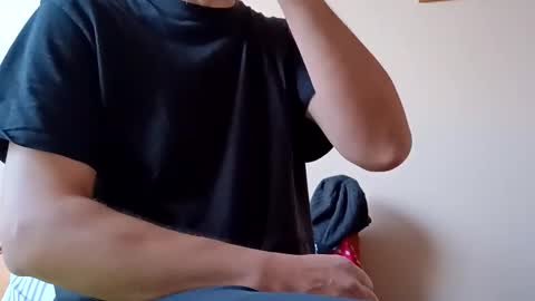 ghidorah_1973 online show from January 14, 2026, 10:10 am