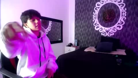 Your Girl  online show from October 29, 2025, 2:36 am